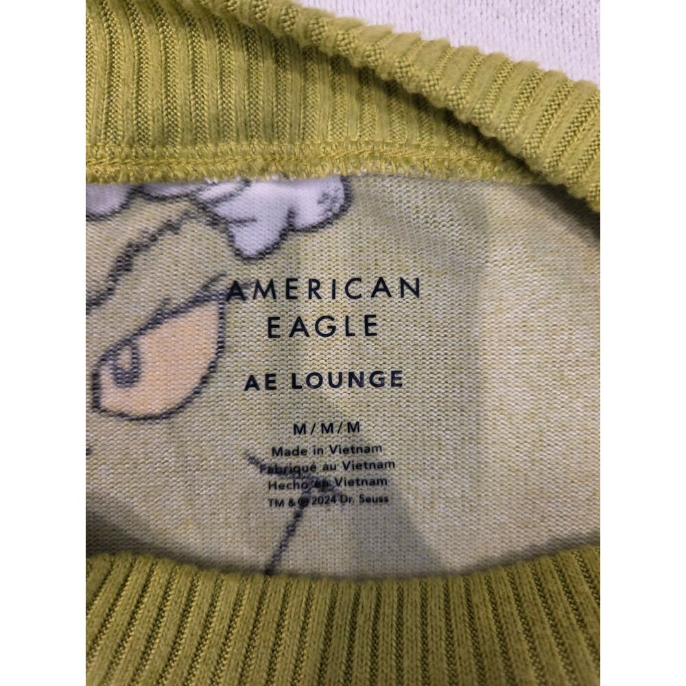 American Eagle Outfitters Grinch Lounge Shirt Size Medium Christmas Crop Top - Picture 3 of 3